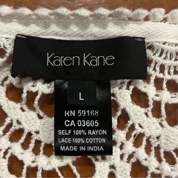 Karen Kane white crochet trim 3/4 sleeve top size large - Picture 7 of 8